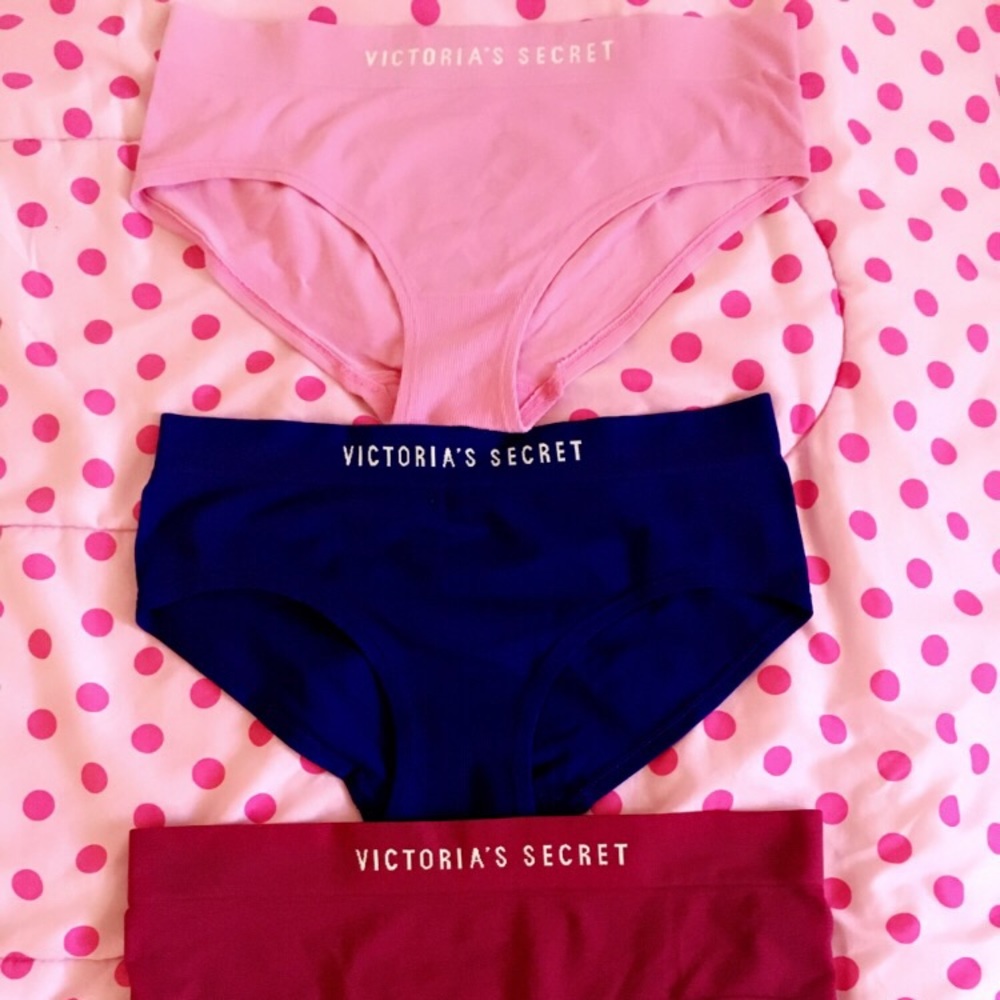 Victoria Secrets panties with a medium bag